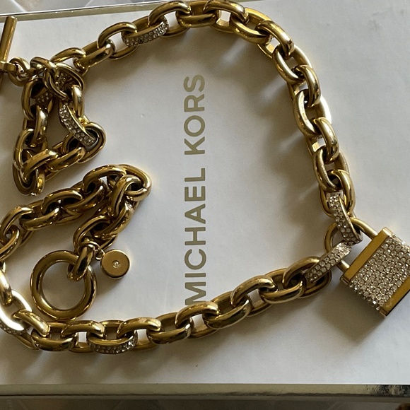 Michael Kors gold lock necklace - Picture 6 of 11